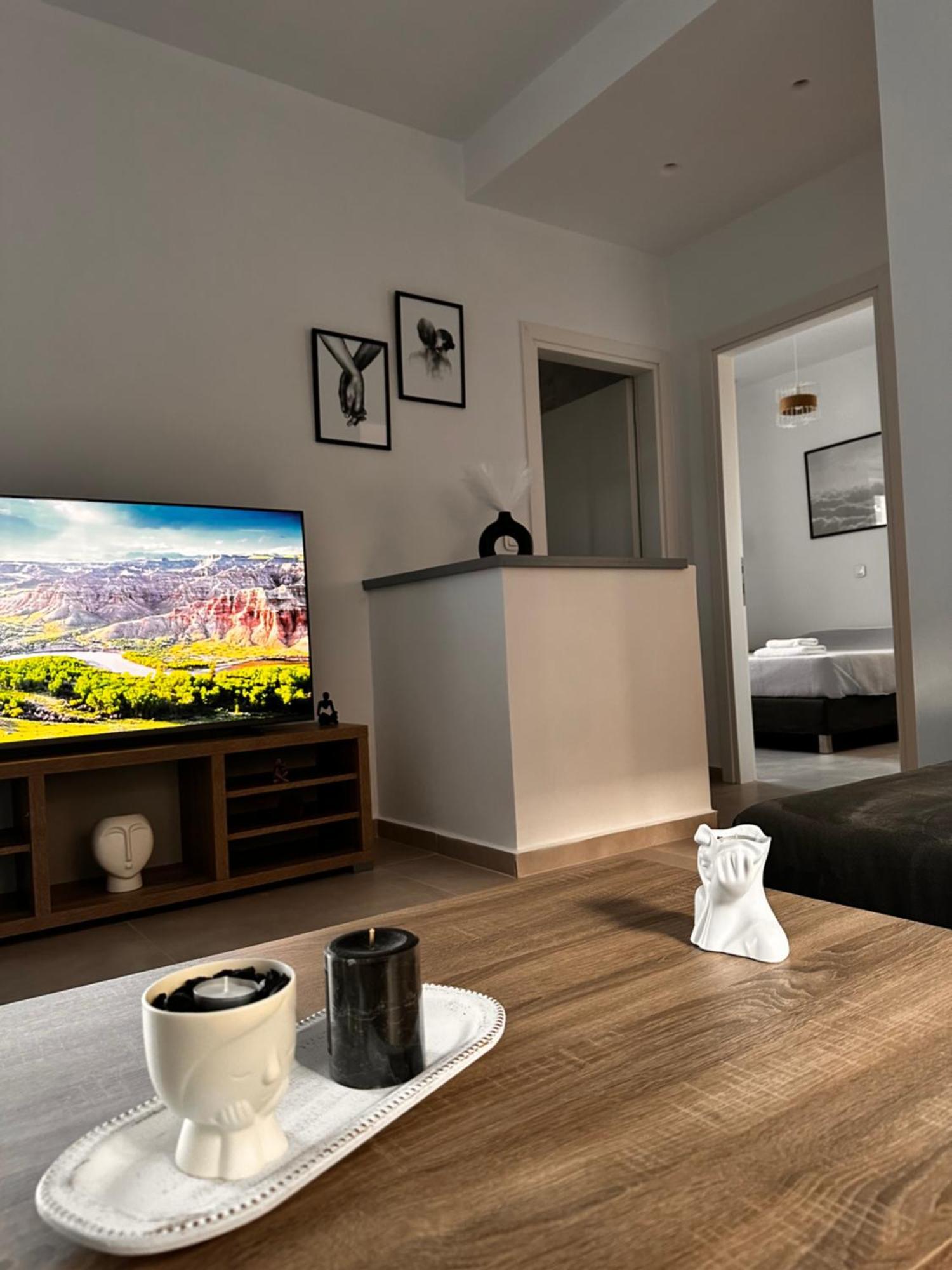 Апартаменты Sky Эрмуполис Экстерьер фото
